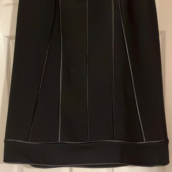 Jacqueline Quinn sophisticated skirt - Picture 1 of 5